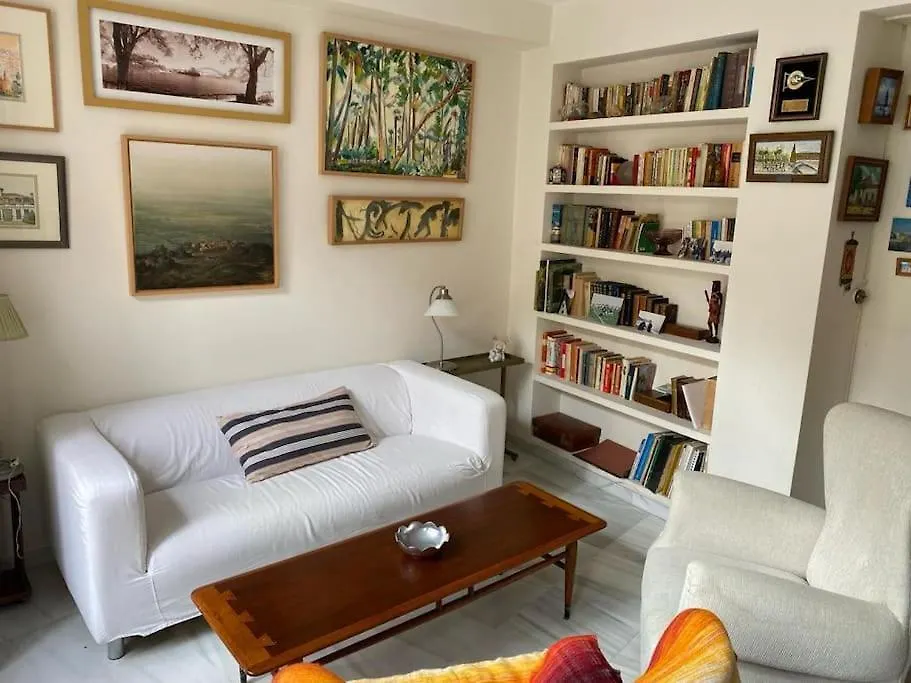 Downtown Cozy Apartment For Four Siviglia